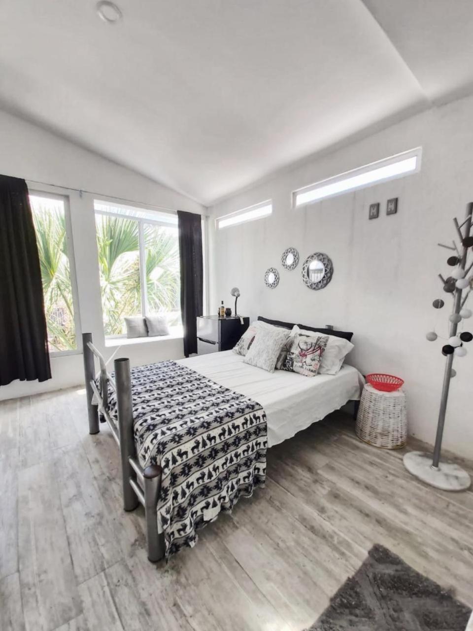 Casita Piedra Lejlighed Puerto Escondido  Eksteriør billede