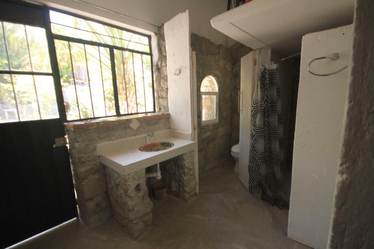 Casita Piedra Lejlighed Puerto Escondido  Eksteriør billede